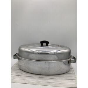 Vintage Walker Ware Aluminum Roaster w/Lid